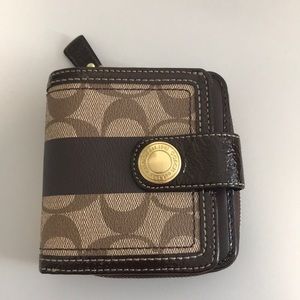 Brown Coach wallet in great condition